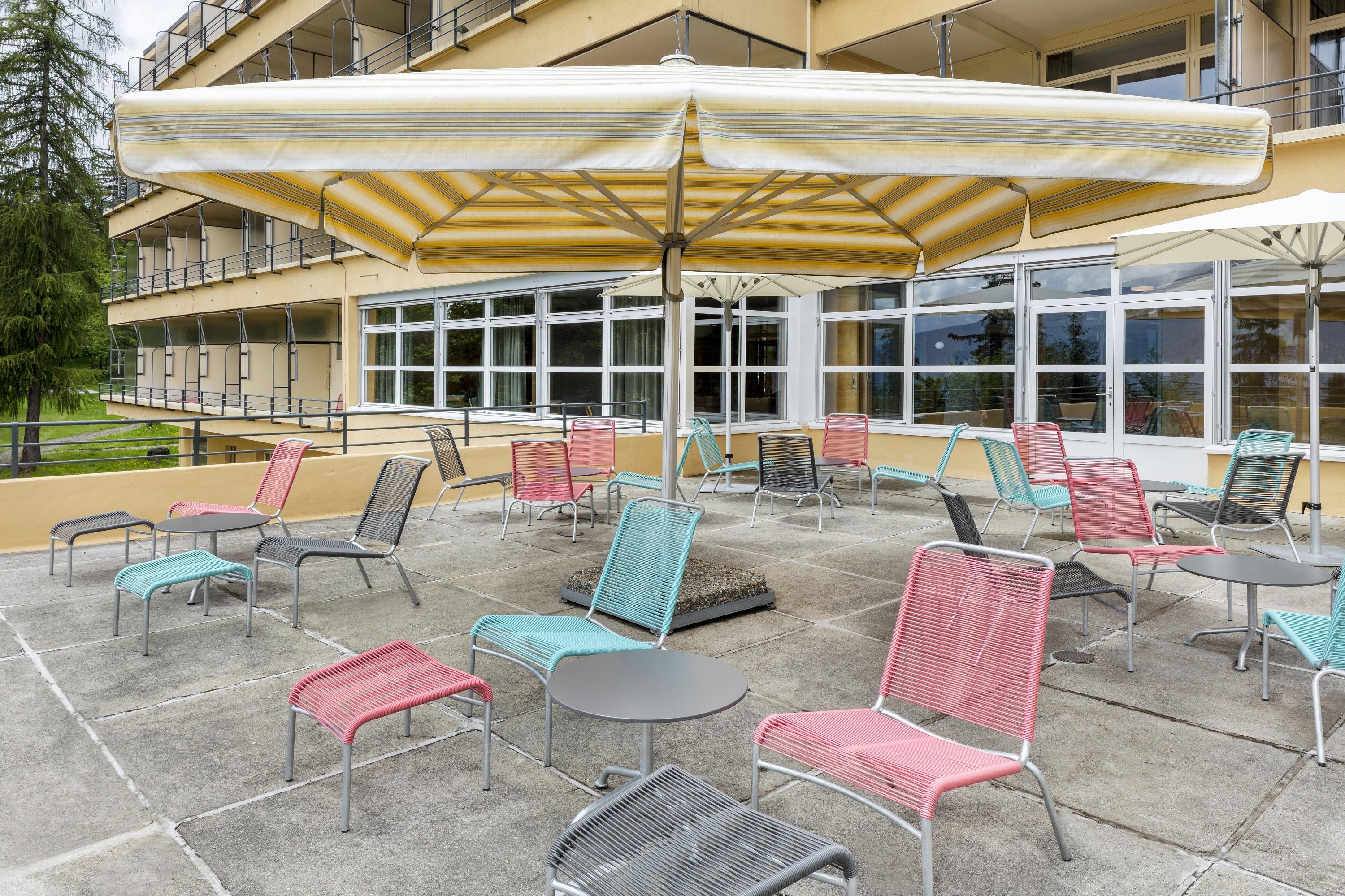 Crans-Montana Youth Hostel Exterior photo