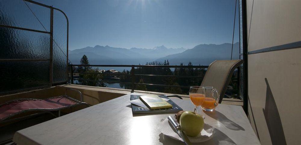 Crans-Montana Youth Hostel Exterior photo